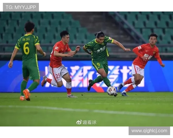 中超比赛直播全程直击豪门对决精彩瞬间尽在实时转播平台震撼来袭 - 副本 - 副本 (2)